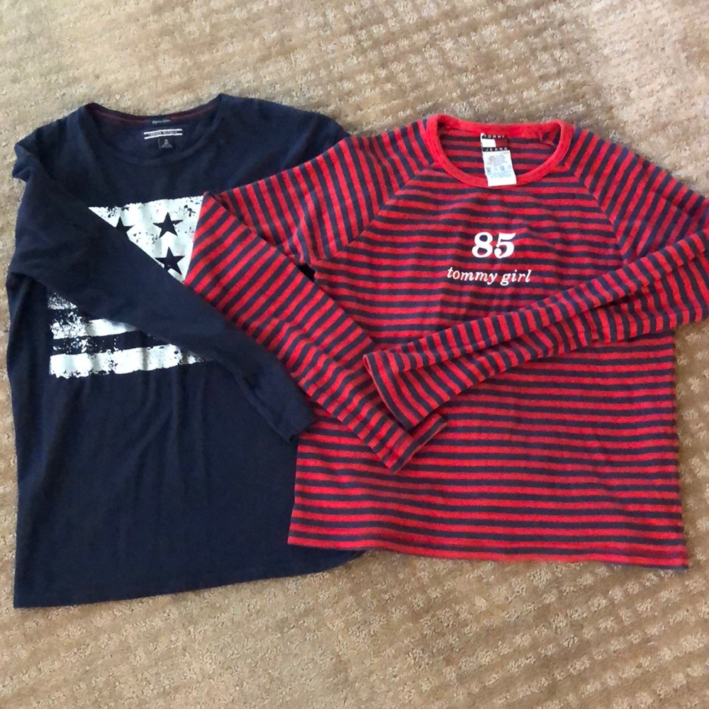 Bundle of two long sleeves tops by TH